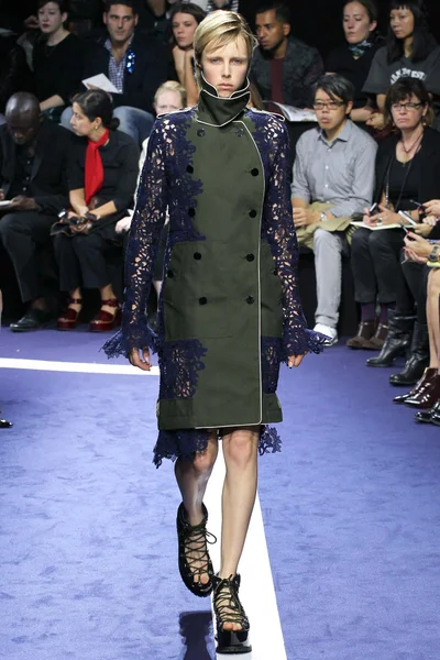 Look 54